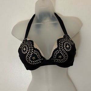 Victoria Secret Bikini Top padded not sure of measurements